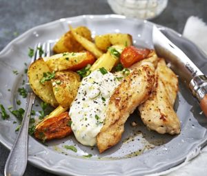 Stekt kycklingfilé med tzatziki